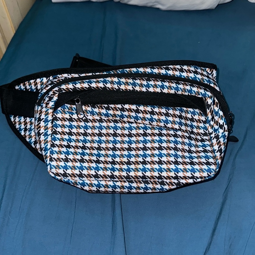 Gender neutral bag/fanny pack